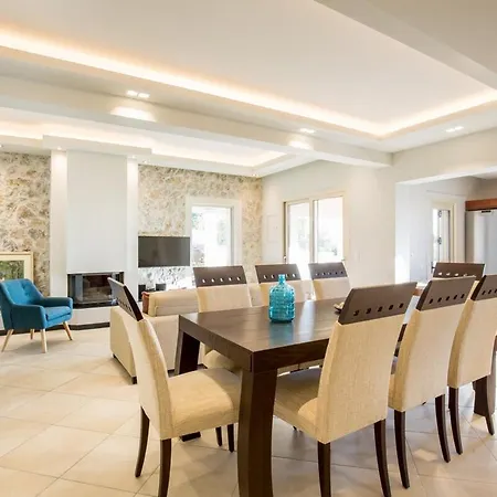 Pelekas Mesokhórion