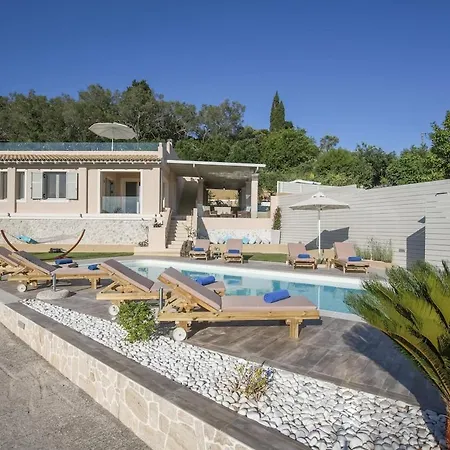 Pelekas Villa Mesochorion (Evrytania)